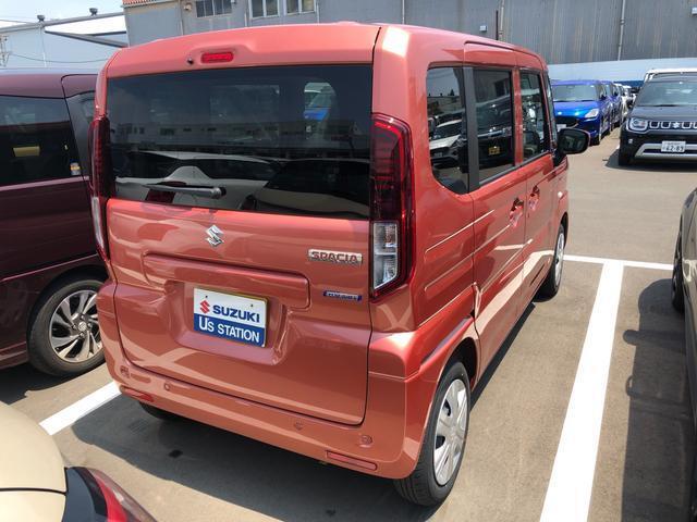 バックドアは開口部が広いので荷物の積み下ろしに便利です☆