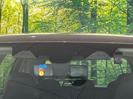 【アイサイトX】衝突被害軽減ブレーキはもちろん、『渋滞時ハンズオフアシスト』や『渋滞時発進アシスト』『カーブ前速度制御』等、従来よりも幅広いシーンで安全走行をサポートしてくれます。