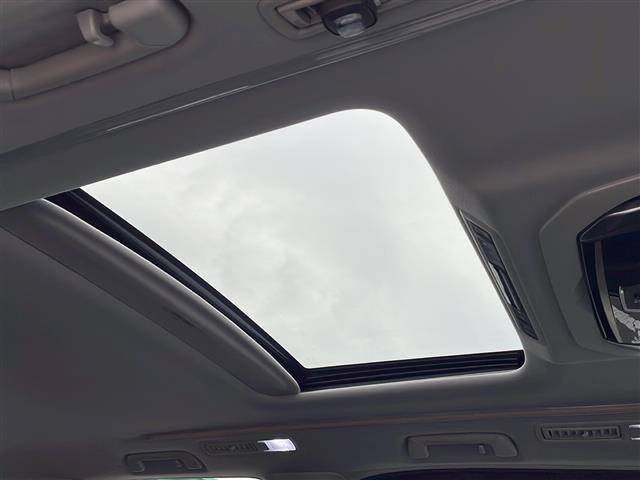 修復歴のある車は販売いたしませんのでご安心ください！厳格な検査をクリアした安心できるお車をご提案させていただきます。