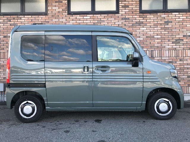 安全運転支援システム「Honda SENSING」が装備されているので日々の運転も安心です。