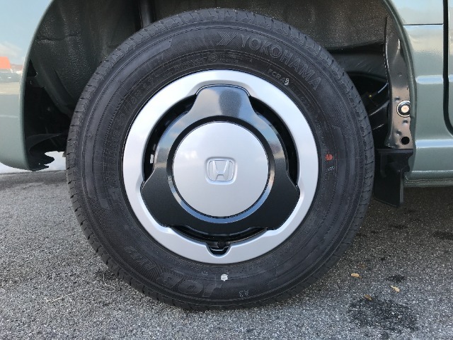 ホンダ純正のホイールキャップが装備されています。
