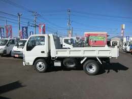 車両総重量4905kg-準中型車・諸元469×170×198