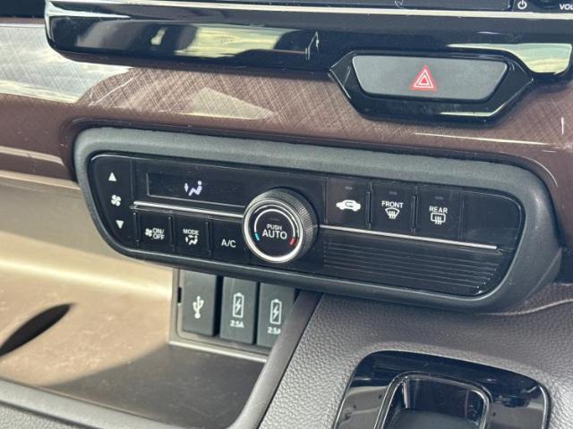 ご購入後の車検やメンテナンスもWECARSにお任せください！自社で整備から修理まで行っておりますので、ご納車後のアフターフォローもお任せください！