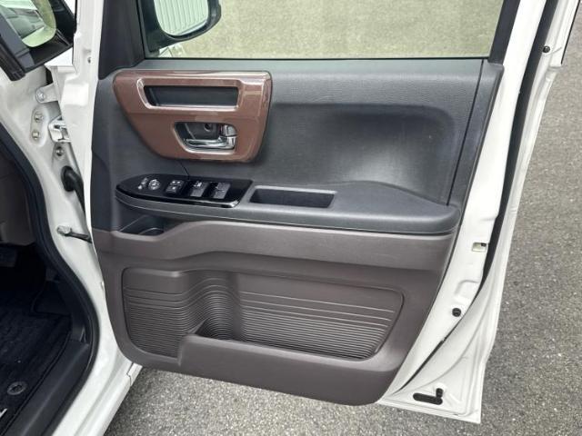 WECARSの在庫ページをご覧いただき誠にありがとうございます！WECARSは「お客様第一」をモットーにお客様のカーライフを全力でサポートいたします！