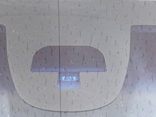 【シティブレーキアクティブシステム】低速走行中に前方の車両等を認識し、衝突しそうな時は警報とブレーキで衝突回避と被害軽減をアシスト。より安全にドライブをお楽しみいただけます。