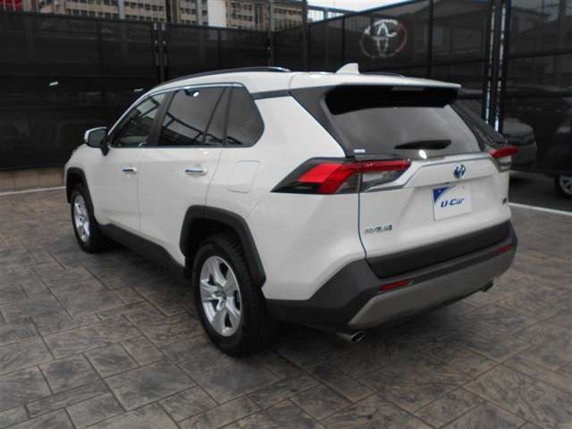 RAV4の在庫多数ございます、お早めにご来店ください