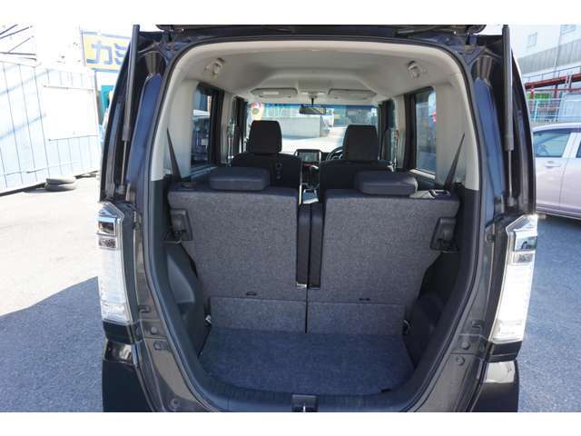 3つの展示ヤードに150台以上の在庫数！お気に入りの1台に出会ってください！