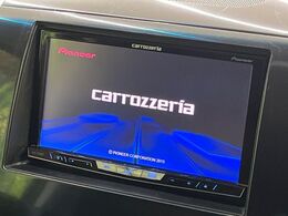 【フルセグTV付ナビゲーション】使いやすいナビで目的地までしっかり案内してくれます。各種オーディオ再生機能も充実しており、お車の運転がさらに楽しくなります！！