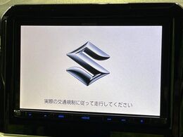 【純正8型ナビ】人気の純正ナビを装備。オーディオ機能も充実しており、Bluetooth接続すればお持ちのスマホやMP3プレイヤーの音楽を再生可能！毎日の運転がさらに楽しくなります！！