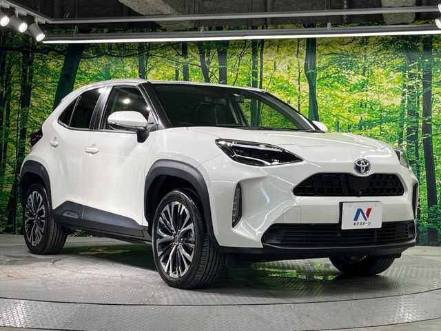 大好評のボディコーティング「弾スプラッシュコート」もご納車までに施工可能。通常のガラスコートと異なる、耐久年数6年の無機質ガラスコーティングが、ボディをキレイな状態に保ってくれます。
