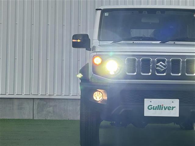 お手持ちのPCまたはスマートフォンでビデオ通話にてお車をご紹介いたします。