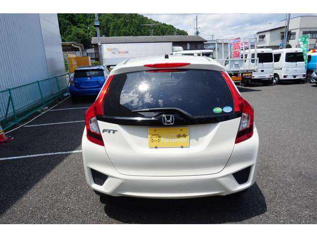 当店はお客様のペースでお車をご覧いただける展示場作りを心がけております。過度な声掛けなどは行いません。ご不明な点がありましたらお気軽にお問い合わせください。