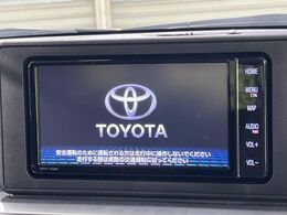 【純正ナビ】人気の純正ナビを装備。オーディオ機能も充実しており、Bluetooth接続すればお持ちのスマホやMP3プレイヤーの音楽を再生可能！毎日の運転がさらに楽しくなります！！