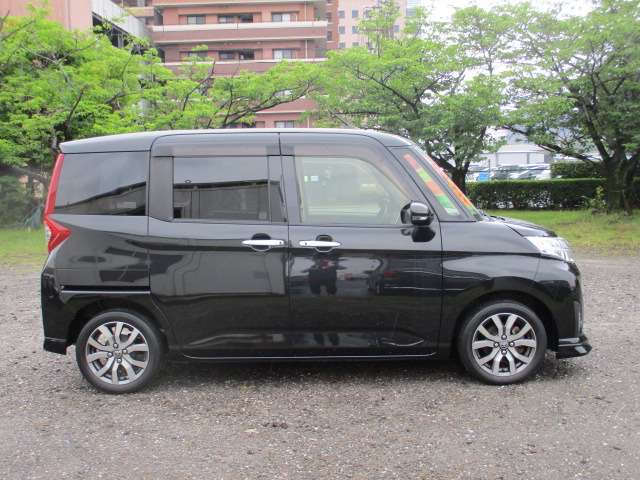 外装は目立つ傷もなく、綺麗な車です♪
