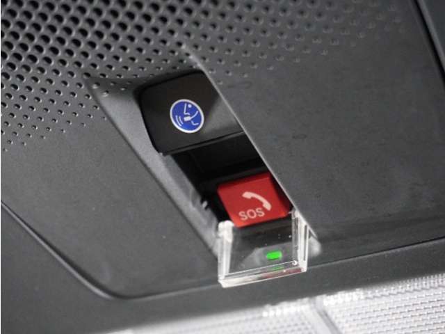 新世代コネクテッド技術「Honda CONNECT」搭載。緊急時にオペレーターのサポートを受けることも可能です。