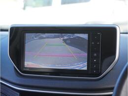 【バックカメラ】駐車が苦手な方でも安心してお乗りいただけます。リバース連動で画面が切り替わるのでとっても便利です。