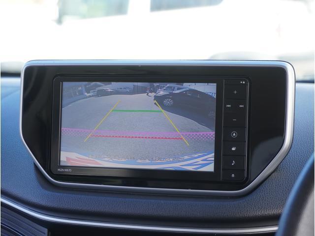 【バックカメラ】駐車が苦手な方でも安心してお乗りいただけます。リバース連動で画面が切り替わるのでとっても便利です。