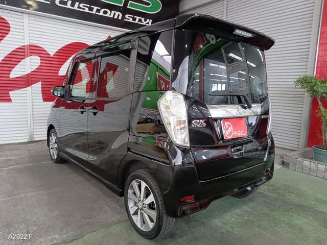 高品質な車両を低価格でお求めになれます！過走行・修復歴のひどい車両・程度の悪い車両などは店頭には並べておりませんので上質なお車のみを展示販売しております！