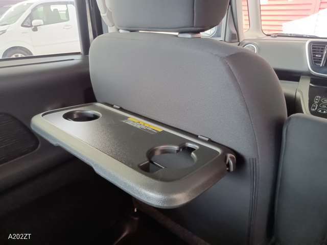 リヤドリンクホルダー