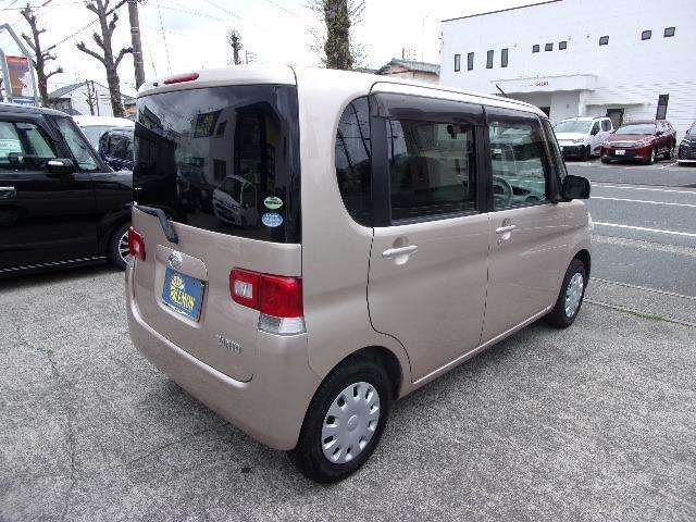 軽自動車の登録には住民票・認印が必要となります。お早目の納車をご希望の場合は、事前にご用意頂きご来店頂けますと納車までがスムーズになります！ご不明な点はスタッフまでお気軽にお問合せ下さい！