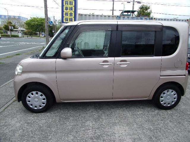 当店在庫車輛につきましては、基本的にご来店頂き、現車確認をして頂けるお客様への販売となります。また、商談中の場合もございますのでご来店の際はお電話頂けるとスムーズにご案内できます。
