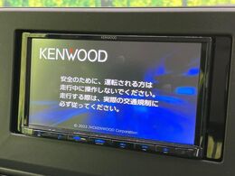【ナビゲーション】目的地までしっかり案内してくれる使いやすいナビ。Bluetooth接続すればお持ちのスマホやMP3プレイヤーの音楽を再生可能！毎日の運転がさらに楽しくなります！！