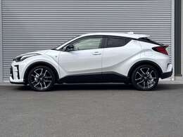 支払い総額は神奈川県内登録店頭納車の金額になります。