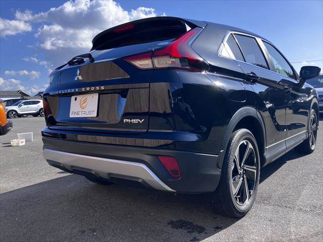 擦り傷から事故まで、自費・保検修理を自社鈑金塗装工場（イオンブース完備）にて綺麗に鈑金塗装致します♪