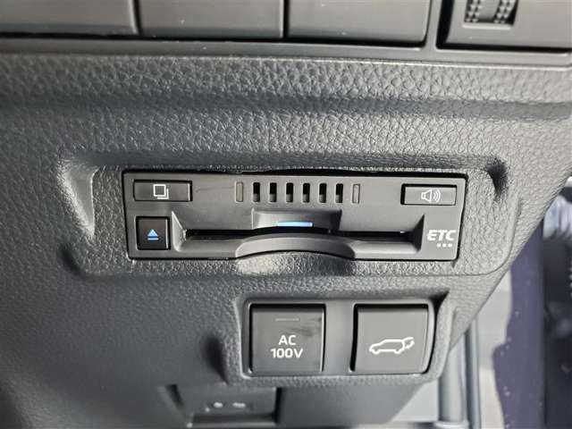 【ETC装備車】料金所もスイスイ通過！ETCカードの作成も当社におまかせください♪