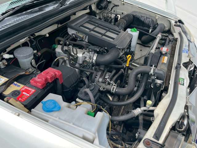 自社整備工場も完備しております♪オイル交換やタイヤ交換、車検整備も対応いたしますので、お気軽にお問い合わせください！