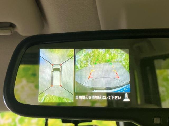 WECARSの展示場では実際に見て、触ってお車をお選びいただけます！知識の豊富な営業スタッフが様々なカーライフをご提案いたします！