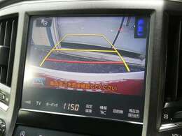 バックカメラ＆コーナーセンサーも装備されているので駐車が苦手な方も安心です♪