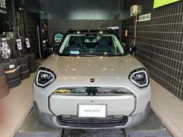 MINI正規ディーラー取り扱い　MINI認定中古車　MINI　NEXT甲府　お車の詳細や展示状況は055-236-3252もしくはフリーダイヤル0078-6002-322544までお気軽にお問合せ下さい。http://www.kofu.mini.jp/dealer/kofu/