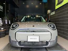 MINI正規ディーラー取り扱い　MINI認定中古車　MINI　NEXT甲府　お車の詳細や展示状況は055-236-3252もしくはフリーダイヤル0078-6002-322544までお気軽にお問合せ下さい。http://www.kofu.mini.jp/dealer/kofu/