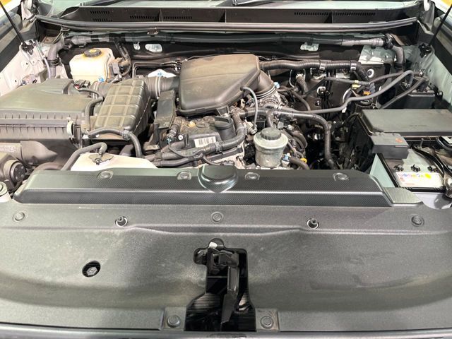 親切・丁寧な専門メカニックスタッフが応対！・車検・点検整備・事故等の修理などアフターサービスも安心。お車のカスタマイズもネクステージのサービススタッフまでご相談ください！