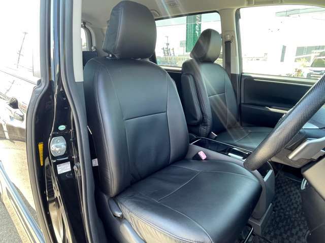 【1列目】店舗にて現車の確認も頂けます！ 最新ナビ(フルセグ・DVD再生)もご案内しております。カロッツェリア・アルパイン・イクリプスのカーナビを取扱っています！バックカメラ(バックモニター)の取付も可能！