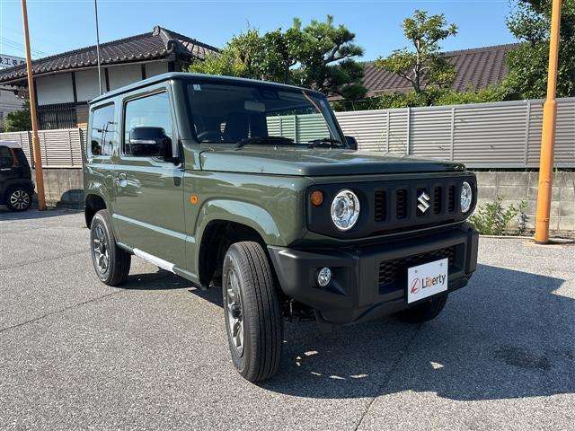 ■□■□■ アフターサービスも安心！！ 自社整備工場・自社鈑金工場・積載車を完備しておりますので、お客様のご購入後も手厚くサポートいたします！！  ■□■□■