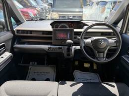 今の軽自動車は室内のスペースを広くとって作られています。このくらいのスペースがあれば運転もノンストレスではないでしょうか♪