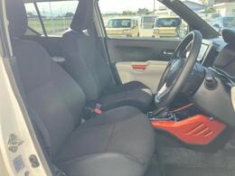 「この車の写真をもっと見たい」「状態が気になる」「この装備はついている？」どんな小さな疑問でもお気軽にお問い合わせください！