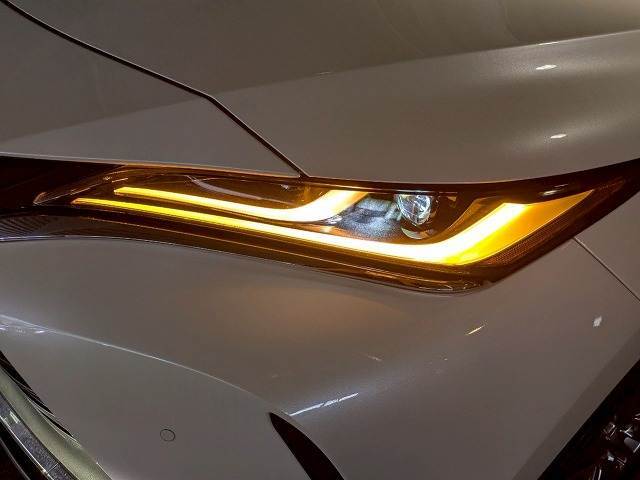 LEDヘッドライト装備！夜間もばっちり照らします。