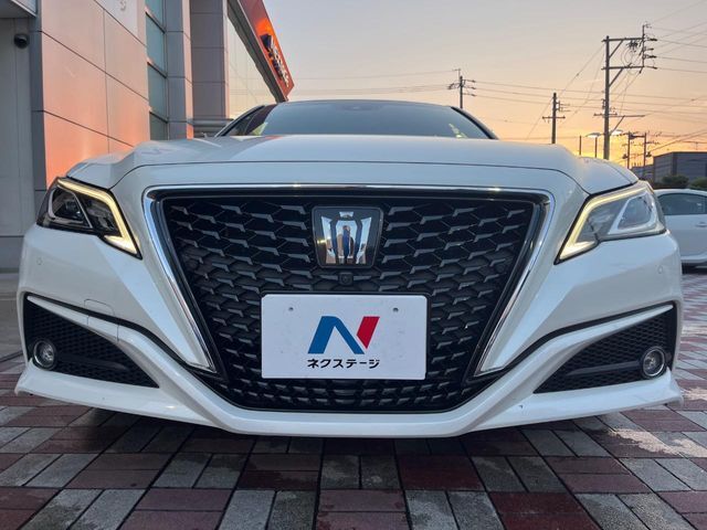 弊社では、全車『修復歴なし』のお車のみ取り扱っております。専任バイヤーによる厳選した仕入れの後、入庫後の車両チェックを行い、ネクステージが認定した高品質な中古車をご提供しております。