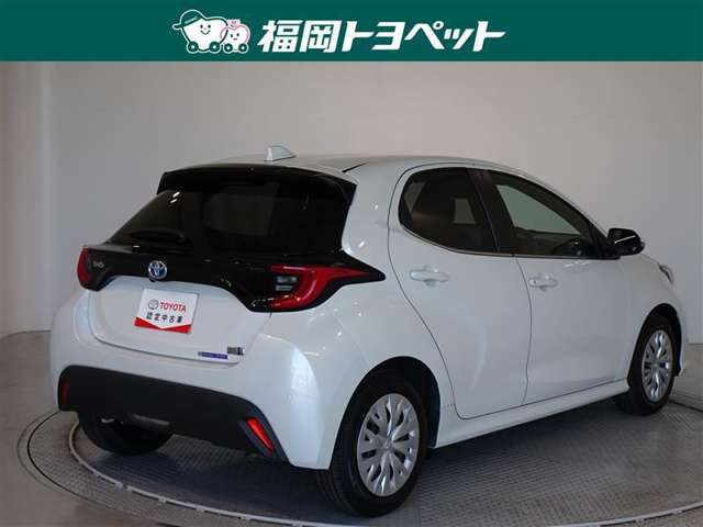 色は人気のプラチナホワイトパールマイカです。
