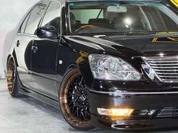 ★30系セルシオ後期モデル★202ブラック★黒革シート★サンルーフ★純正エアサス車★エアサスコントローラー★フルエアロ★20インチタイヤホイール★