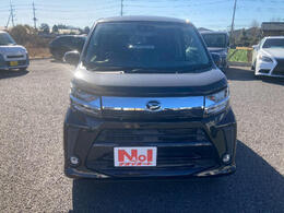 【当店のこだわり】入庫後のお車は選任スタッフによる細部清掃を実施しております。足回り、エンジンルーム、室内、室外を隅々まで綺麗にしております。展示車はピカピカです。全国配送も可能ですのでご相談下さい！