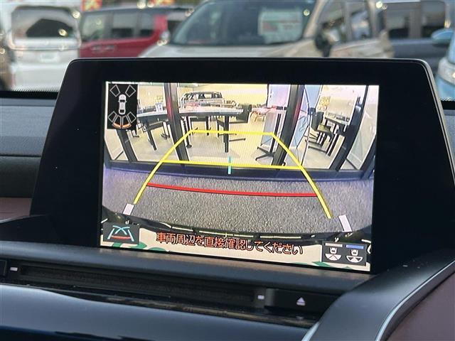 車両販売と整備・保証・クリーニングなどのサービスを自由にお選び頂けます。 その上お値打ちなクルマばかりです。 サービスは必要な分だけお選び下さい。