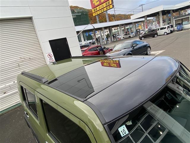 開放感のあるガラストップ装備です。