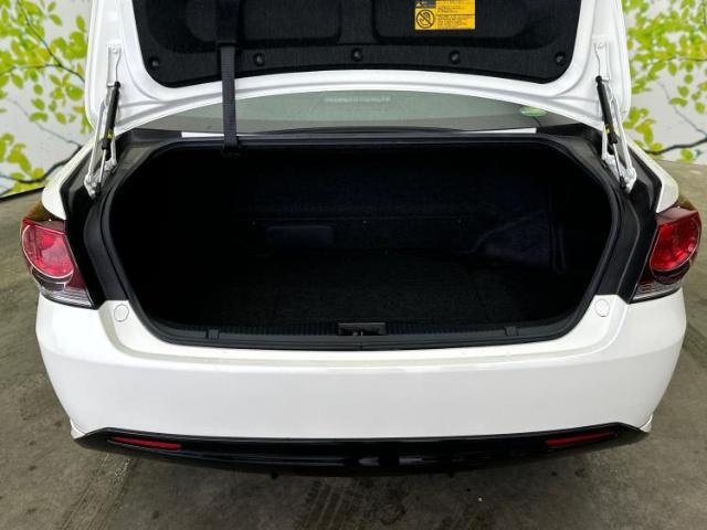 WECARS（ウィーカーズ）は全国250店舗展開！お客様が安心してカーライフをお楽しみいただけるよう社員一同心を込めてサポートいたします。
