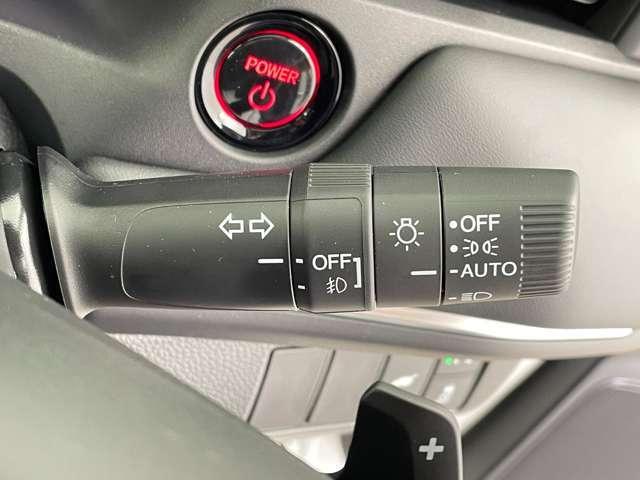 【運転席操作部】快適なドライブを楽しむための機能が装備されています！運転席から触れるので、使いやすいです！除菌プランいれていただくと、さらに清潔で安心していただけます！