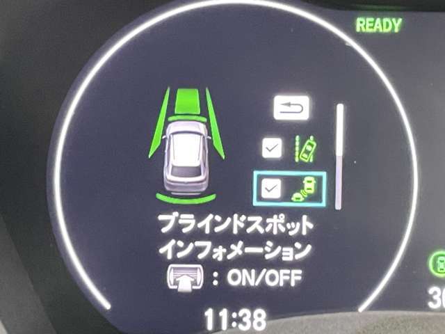 【スピードメーター】メーターがシンプルで見やすく運転しやすいですね！