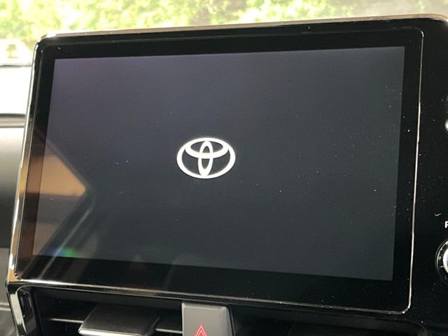 【10.5インチ　ディスプレイオーディオ】大画面のディスプレイはAppleCarPlayやAndroidAutoが利用可能。大きな画面でスマホナビアプリ等が利用いただけます♪